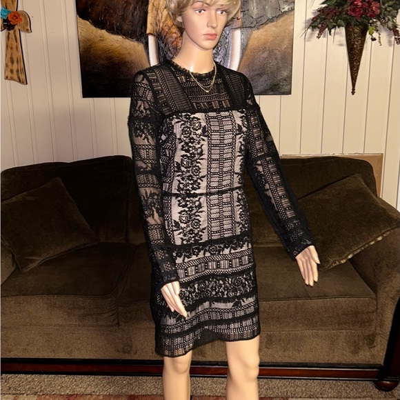 Parker • Medium • Black • Floral • Lace • Cocktail • Dress • New W/